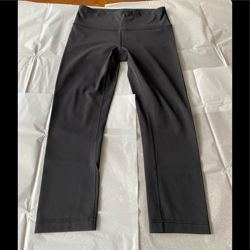 Lululemon Wunderunder MR Crop 21"